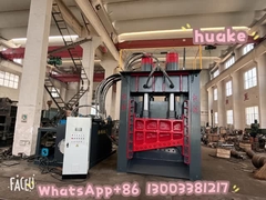 135KW آلة قطع الخردة المعدنية قوة كهربائية عالية السرعة قابلة للتخصيص