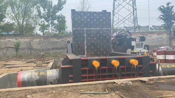 شراء ISO9001 آلة تعبئة الخردة المعدنية الأوتوماتيكية 380V 3P 50 HZ online manufacture